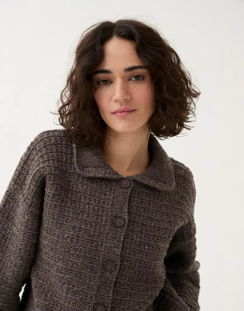 Sirdar - Collared Cardigan in Loveful Recyled Tweed DK - Knitting Pattern 10782 Sirdar Yarns