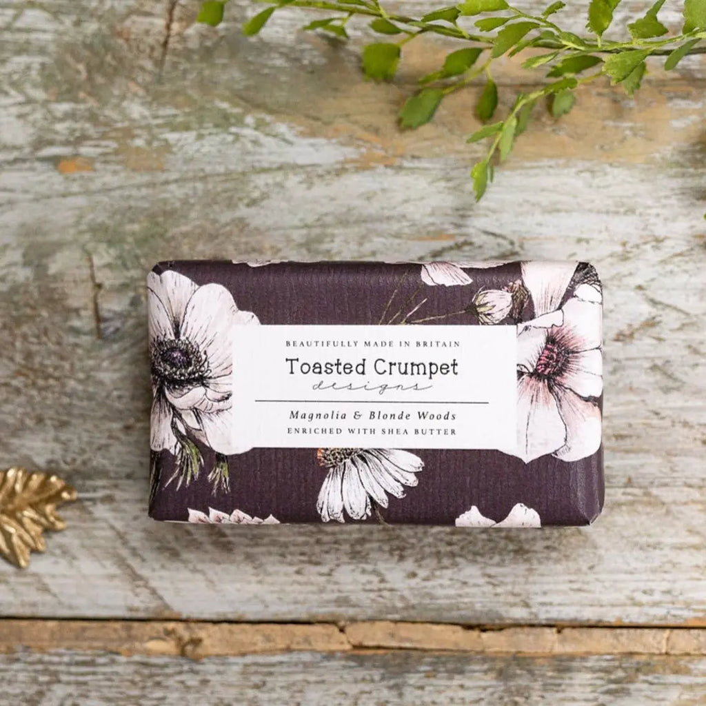 Magnolia & Blonde Woods Soap (Blanc Collection) Toasted Crumpet