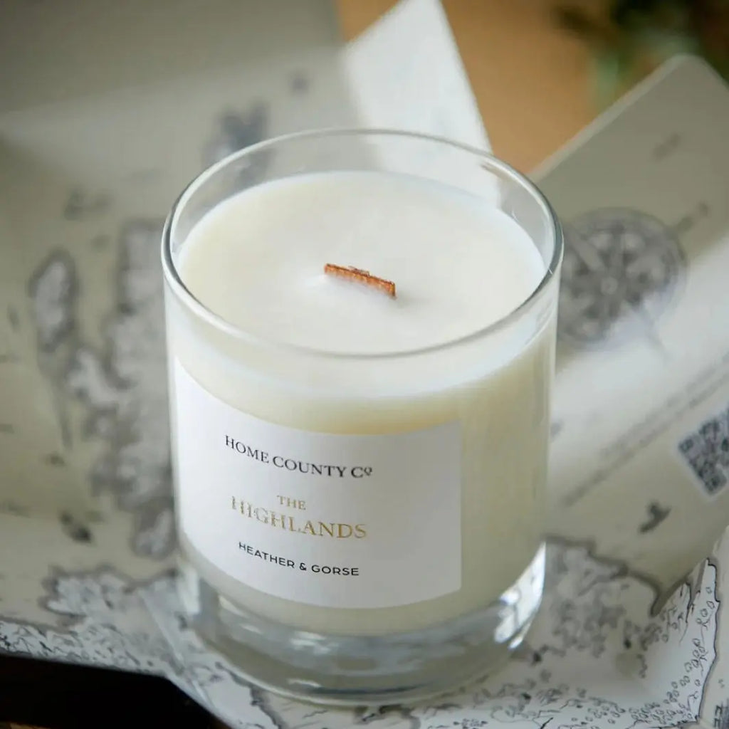Home County Candle Co - The Hampshire Candle, Rosewood + Velvet Moss Home County Co.